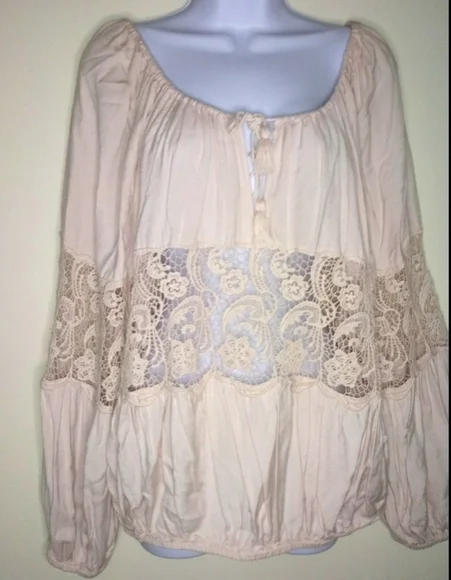 Free People Boho full center Lace long sleeve top - Picture 3 of 13